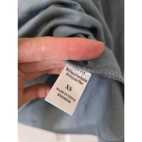 Freefly Women's Bamboo Shade Long Sleeve XS - Picture 4 of 6